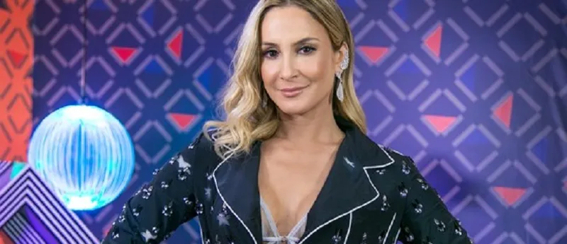 THE VOICE: Claudia Leitte aposta em ‘look’ diferente e recebe críticas na web