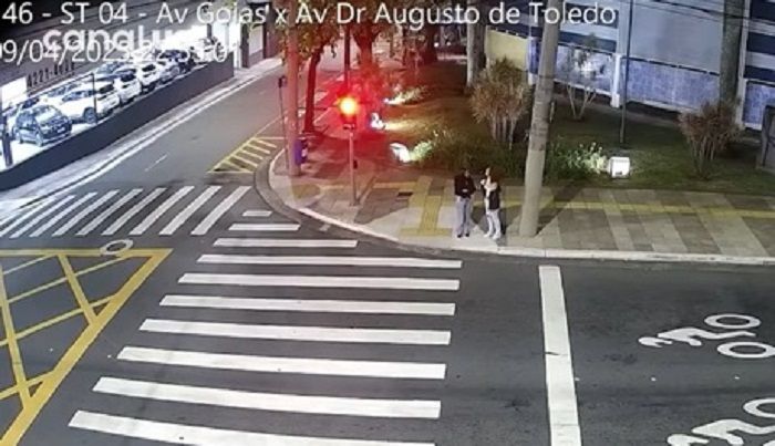 Jovens Atropeladas Imagem