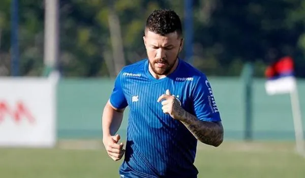 "Mais rápido que ejaculação precoce", diz atacante do Bahia sobre volta após lesão