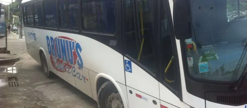 Dois assaltos a ônibus são registrados num intervalo de meia hora na capital baiana nesta terça 