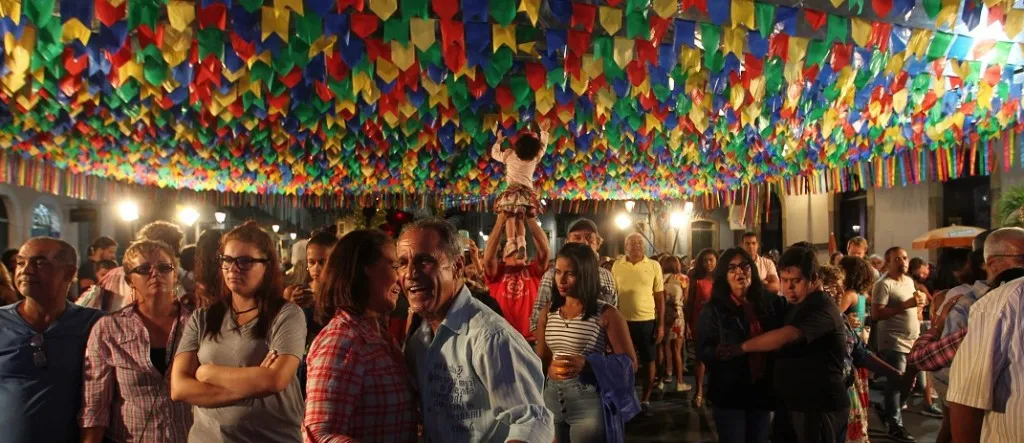 SÃO JOÃO DA BAHIA: Grandes atrações animaram a primeira noite de festa no Terreiro de Jesus e Pelourinho