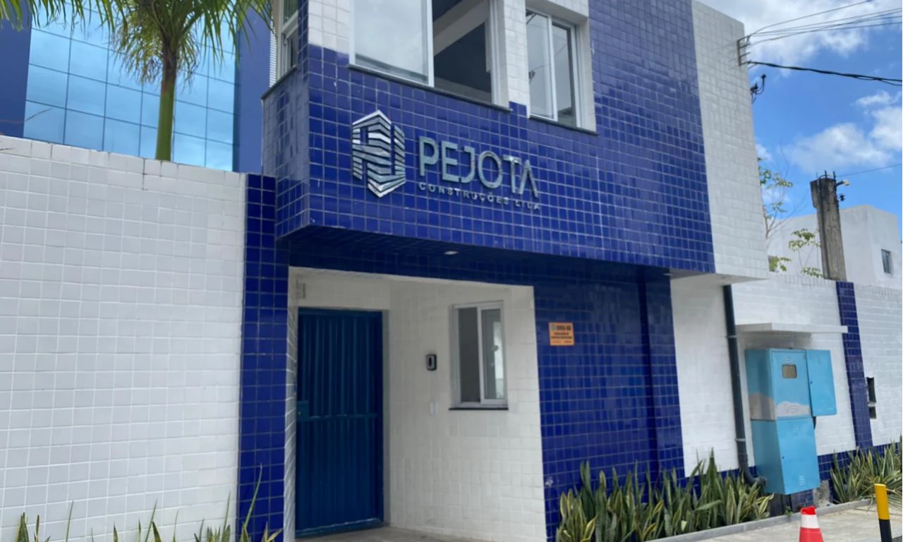 Pejota Constru&ccedil;&otilde;es e Terraplanagem &eacute; uma empresa de m&eacute;dio e grande porte conhecida na Regi&atilde;o Metropolitana de Salvador. Foto: Divulga&ccedil;&atilde;o