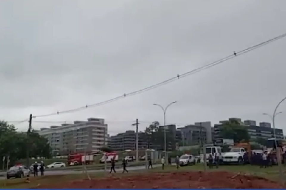 Pm E Indígenas Entram Em Confronto Em Operação De Desocupação De Terra
