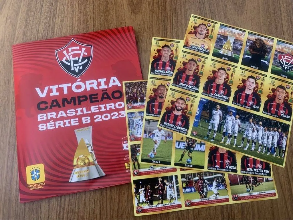 Editora lança ‘álbum de figurinhas’ com elenco e campanha do Vitória na conquista da Série B