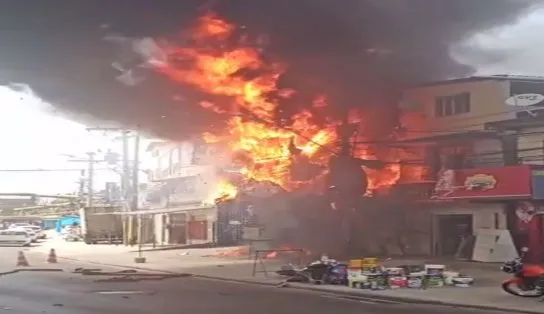 Loja de móveis é atingida por incêndio de grandes proporções em São Cristóvão; veja vídeos 