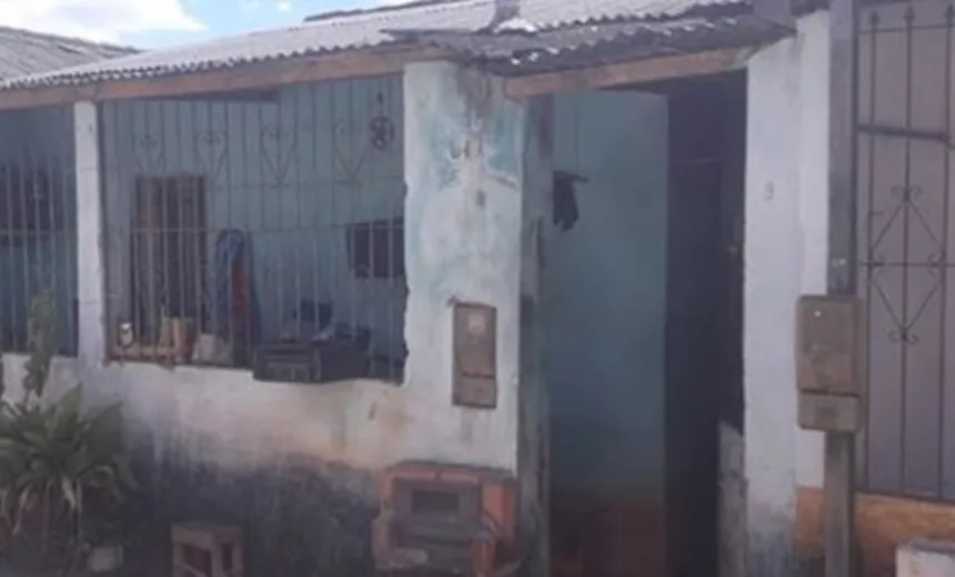 Homem é achado em estado de composição e mulher diz que achava que ele iria acordar