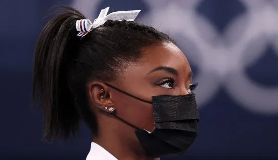 Ginasta Simone Biles desiste de competição individual geral em Tóquio 2020 para cuidar da saúde mental