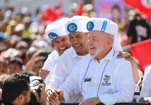 Lula participa dos festejos do 2 de julho, mas não vai ao Largo da Lapinha