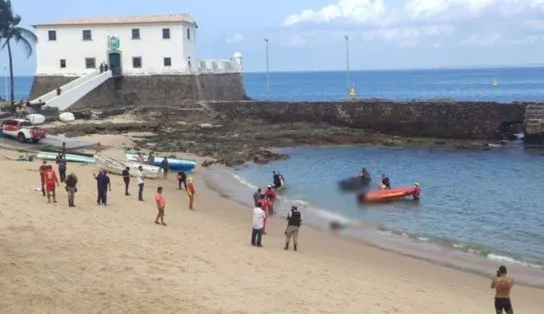 Corpo de pescador desaparecido é encontrado amarrado à âncora no Porto da Barra