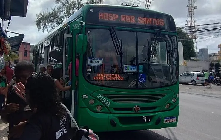 Reunião entre rodoviários e empresários pode definir nova paralisação nesta sexta-feira (27)