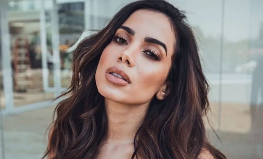 VEM, MALANDRA: Anitta aluga casa para curtir Carnaval em Salvador, afirma jornal