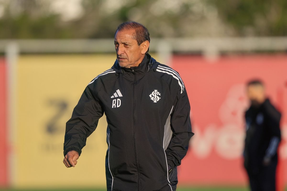 Ramon Díaz, técnico do Internacional, critiou a arbitragem após o empate contra o Bahia e afirmou que