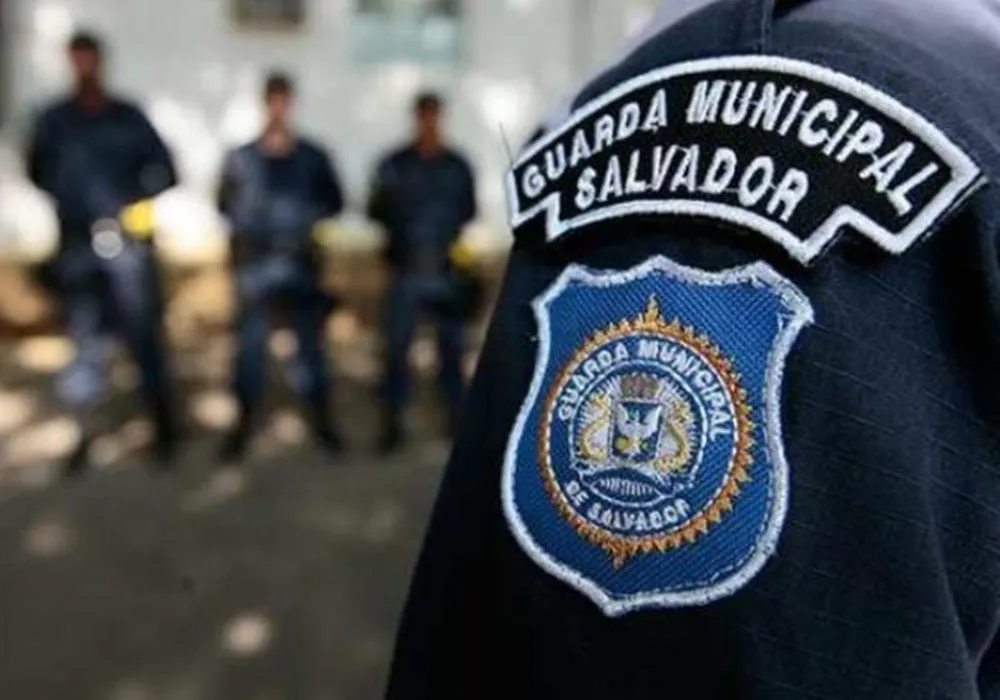 Guardas municipais em operação em Salvador