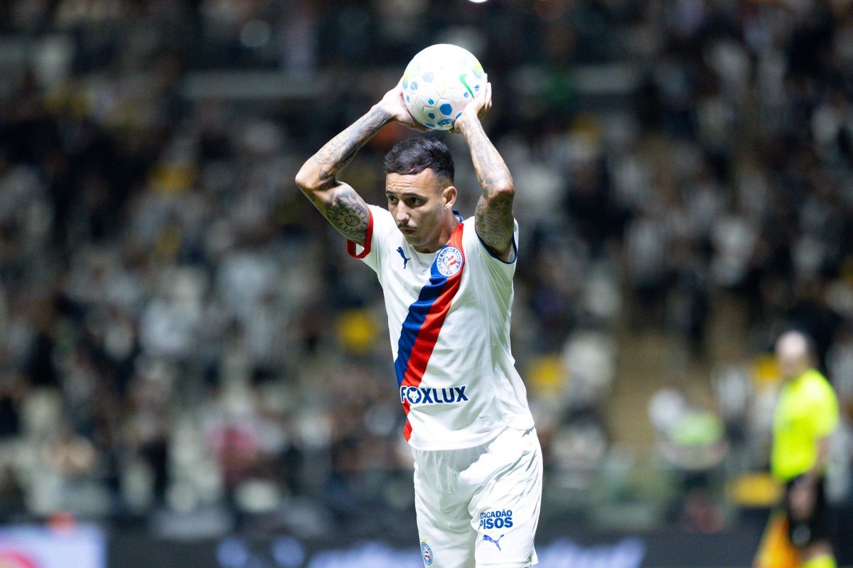 Nesta &uacute;ltima janela de transfer&ecirc;ncias, o Bahia encaminhou a sa&iacute;da de um dos jogadores do elenco para o S&atilde;o Paulo mas a negocia&ccedil;&atilde;o enfrenta problemas. Foto: Catarina Brand&atilde;o/EC Bahia