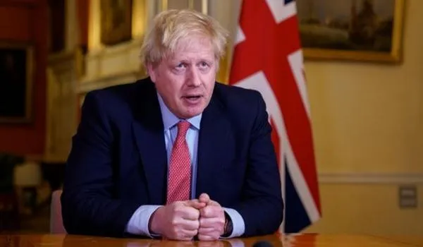 Primeiro-ministro britânico, Boris Johnson é internado com sintomas persistentes do coronavírus 