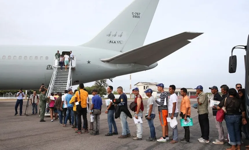 Número de refugiados venezuelanos deve superar 5 milhões até 2020; diz OEA