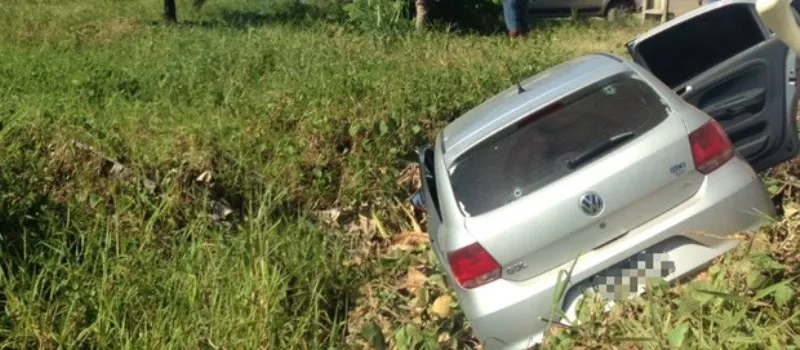 PERSEGUIÇÃO POLICIAL: Após tentativa de roubo, um suspeito é baleado e outro consegue fugir em Stella Maris