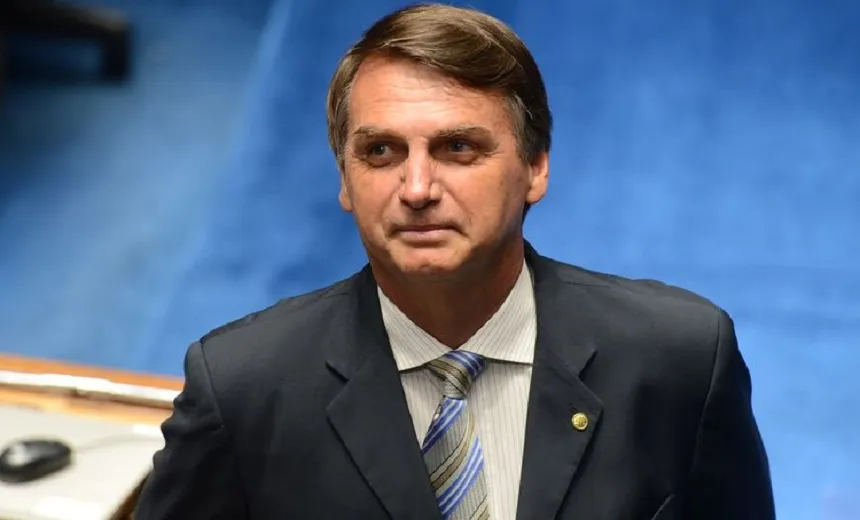 TSE encontra indícios de irregularidades em contas da campanha de Bolsonaro
