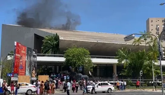 Governador afirma que TCA será recuperado 'com máxima brevidade' após incêndio