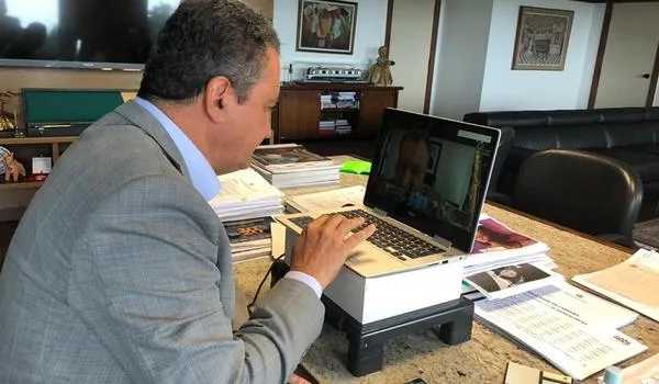 Em carta, governadores do Nordeste se dizem "frustrados" com posicionamento de Bolsonaro