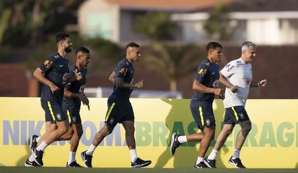Eliminatórias da Copa: seleção brasileira realiza primeiro treino visando a estreia na sexta-feira