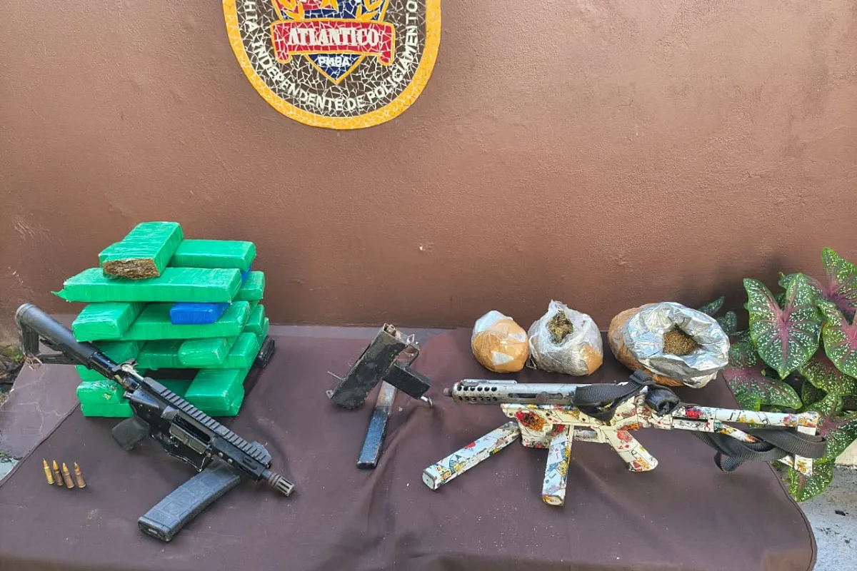Rondesp apreende fuzil e submetralhadoras após fuga de suspeitos em Salvador