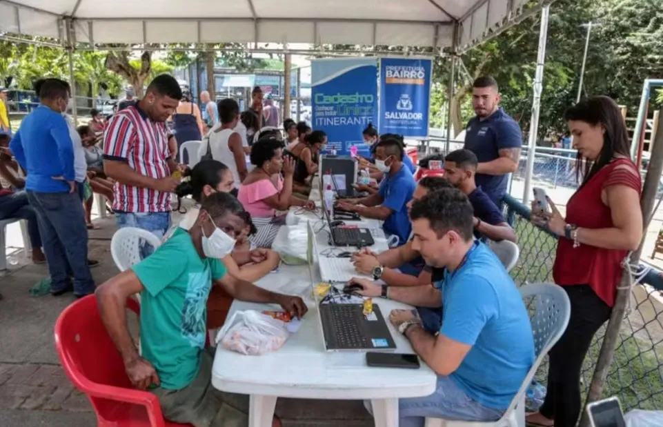 Prefeitura-Bairro leva ações de saúde, cidadania e lazer ao Itaigara neste sábado (11)
