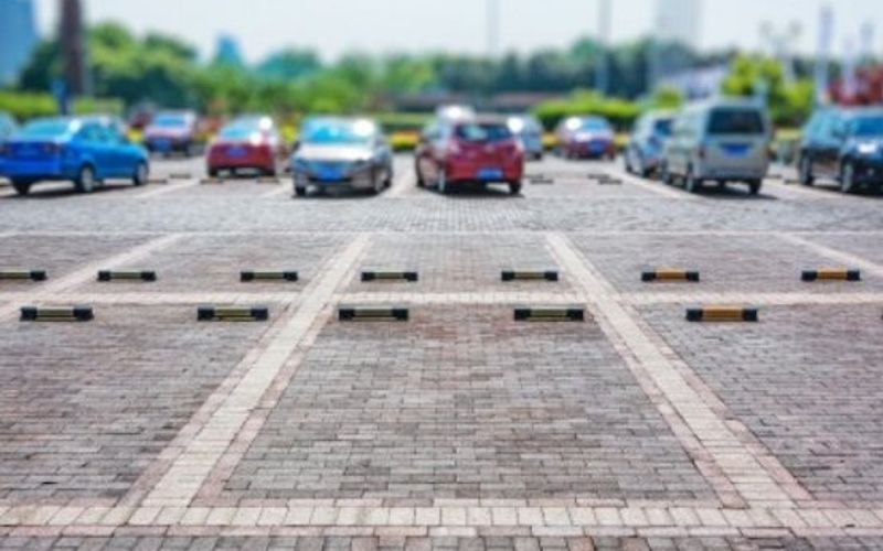 Em muitos supermercados de Salvador, o estacionamento &eacute; gratuito apenas por um per&iacute;odo limitado, geralmente entre 30 minutos e 2 horas/Foto: Reprodu&ccedil;&atilde;o