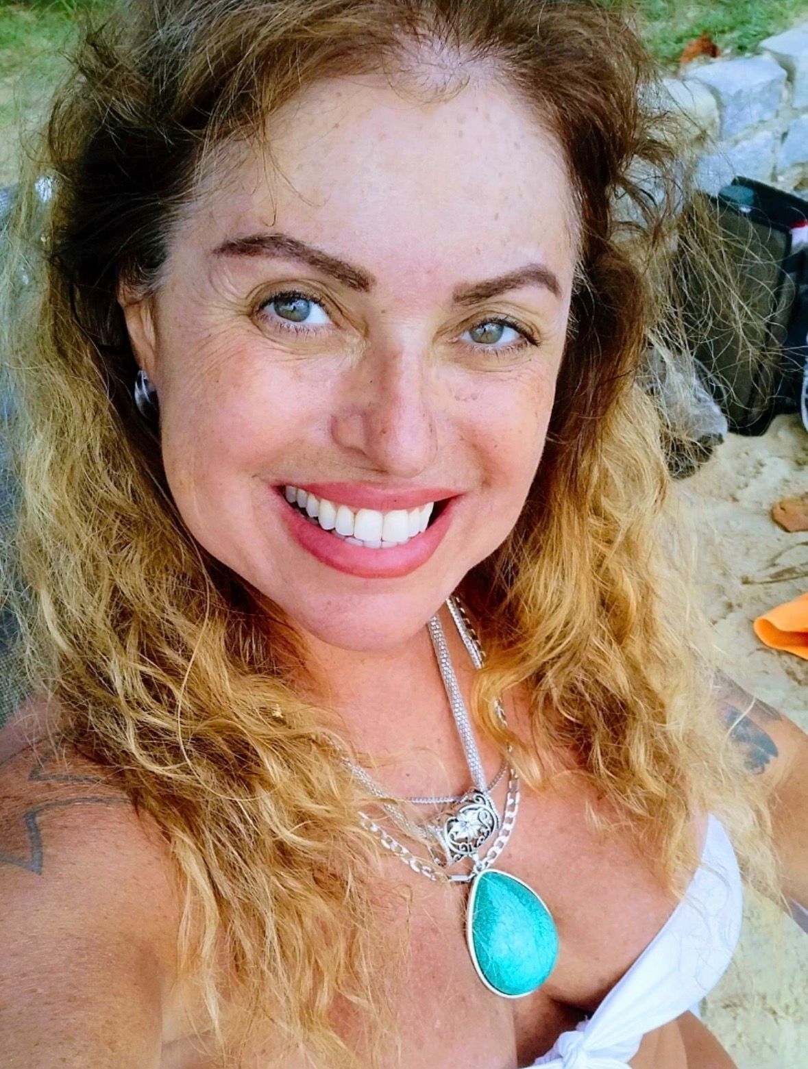 Gisele foi presa em Salvador na última quarta-feira (21), suspeita de cometer injúria racial contra uma comerciante que trabalhava no Pelourinho. | Foto: Redes Sociais