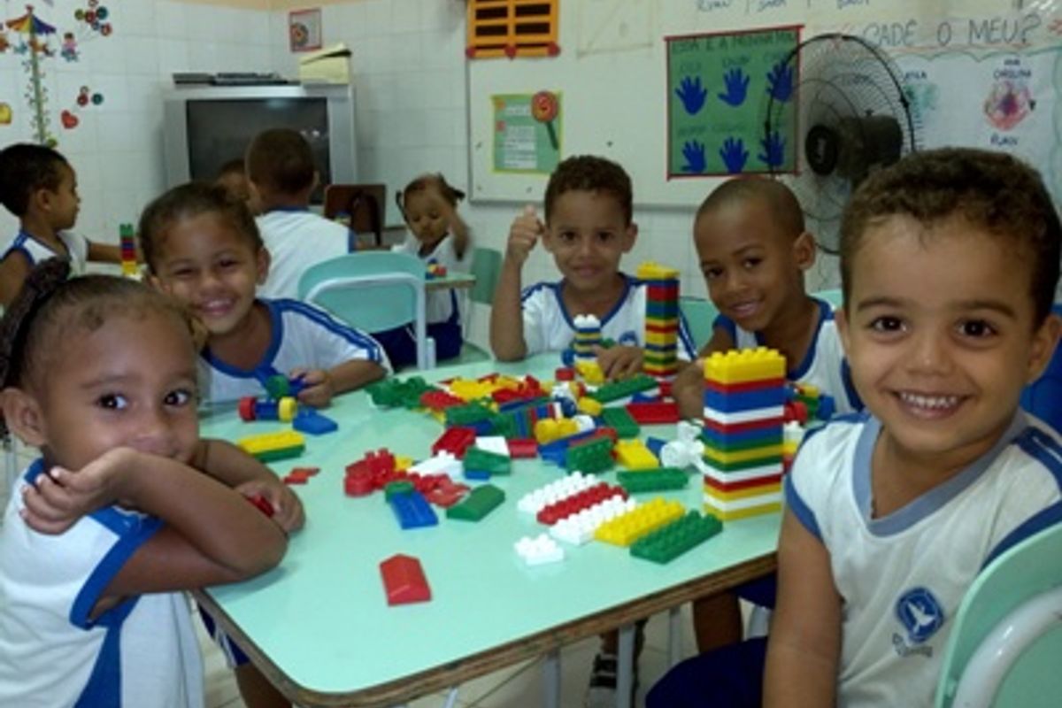 Sancionada lei que garante prioridade de matrícula para alunos com TEA em Salvador. | Foto: Ilustrativa