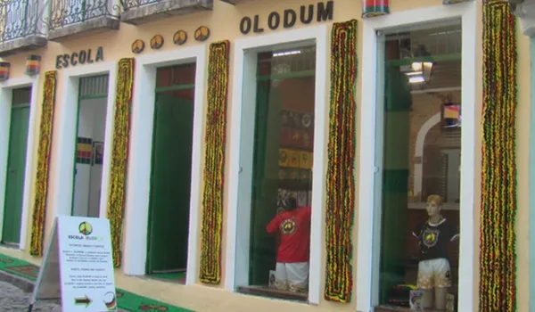 Escola do Olodum abre curso gratuito de Marketing Digital exclusivo para mulheres; saiba mais