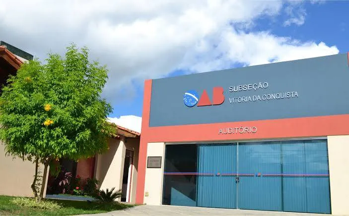 OAB marca eleição ‘de um dia para o outro’ em Conquista e Ana Patrícia protesta: ‘Morte da democracia’