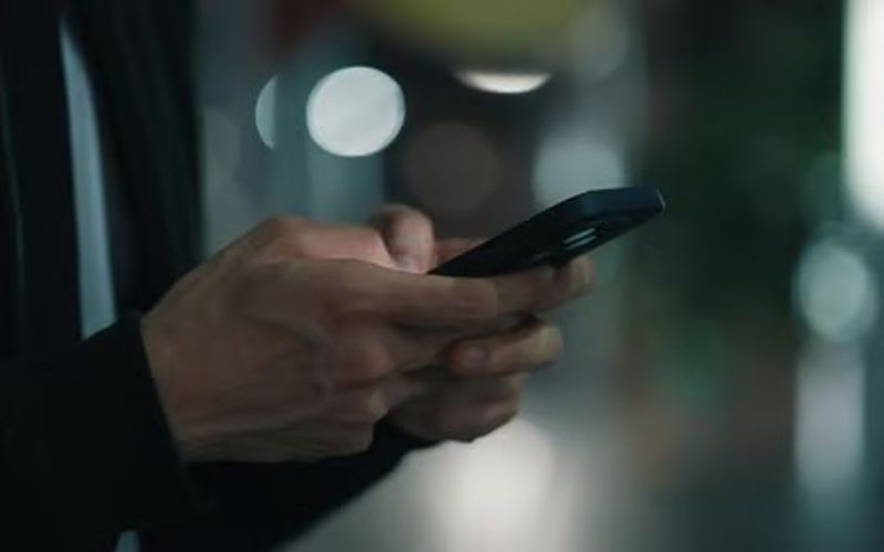 A publica&ccedil;&atilde;o racista que retratava Barack e Michelle Obama como macacos foi posteriormente removida da conta de Trump/Foto: Envato&nbsp;