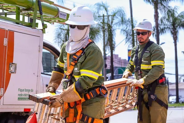Seis bairros de Salvador ficarão sem energia neste domingo (30).| Foto: Divulgação
