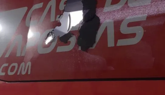 Suspeitos de ataque a ônibus do Bahia em Salvador são indiciados pela Polícia Civil 