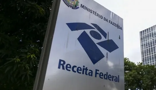 Receita paga nesta quinta restituições do último lote do IR; estão sendo depositados R$ 562 milhões