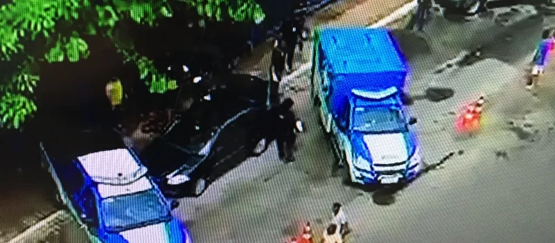 Corpo é encontrado no porta malas de carro roubado no Vale do Ogunjá; Polícia investiga crime