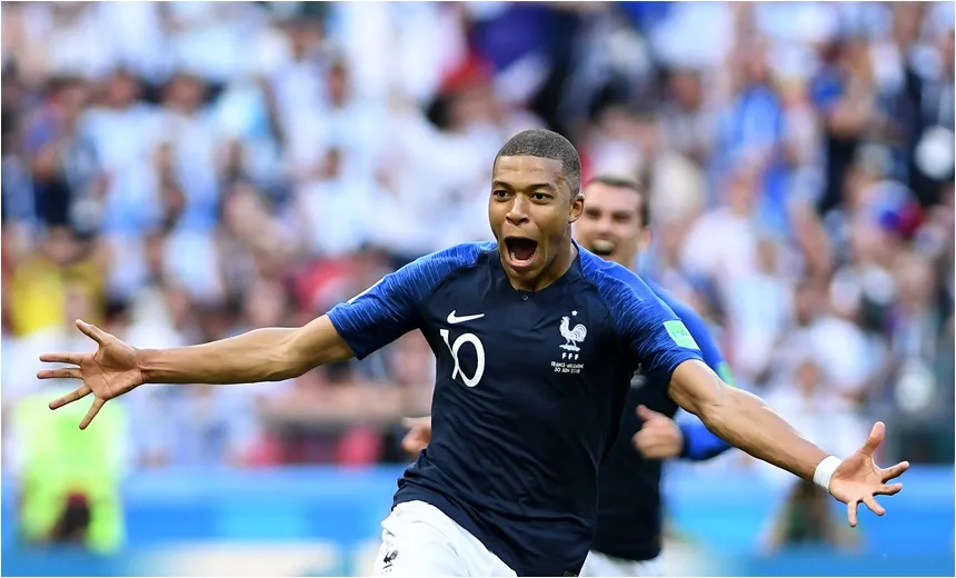 “Conseguiria fazer uns arrastão top”, diz youtuber sobre Mbappé ; internautas criticaram