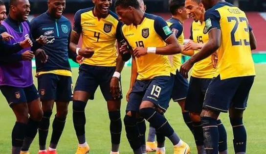 Só com grana? Jornalista denuncia tentativa de suborno do Catar para vencer jogo de estreia