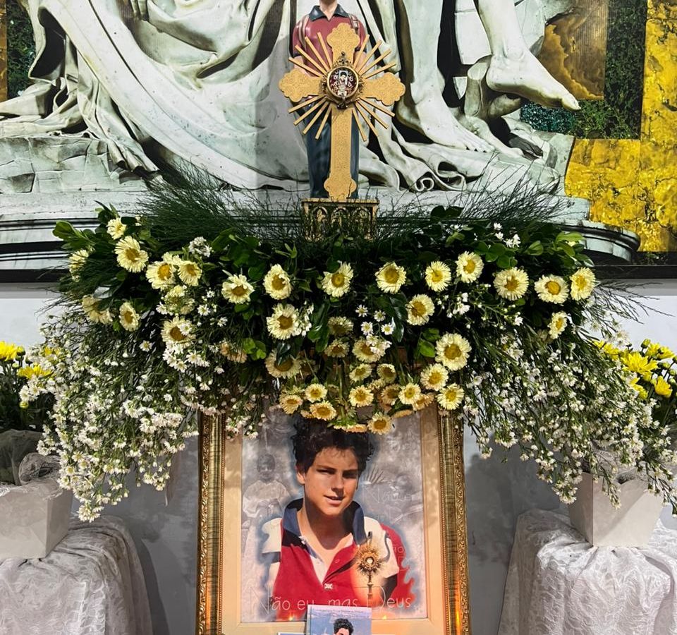 Padroeiro da Internet: Carlo Acutis é declarado Santo pelo Papa Leão XIV 