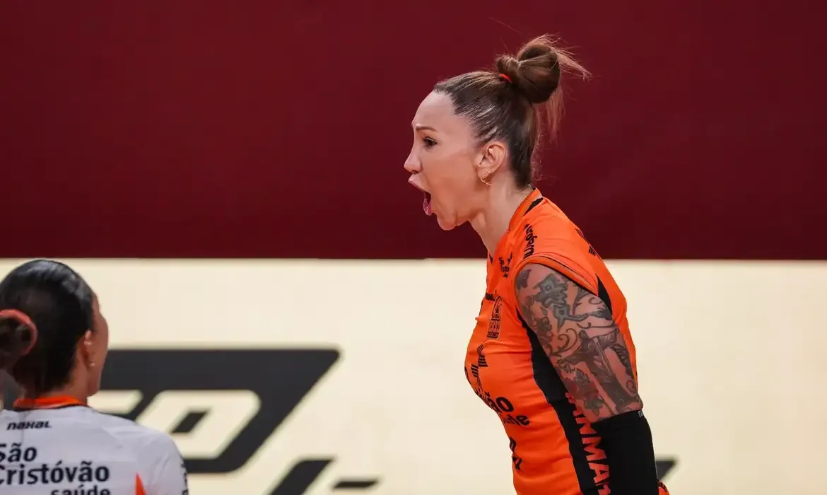 Tifanny reage a regra da CBV que restringe mulheres trans no vôlei