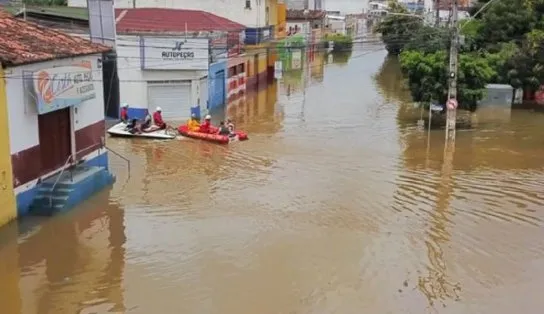 Polícia Militar arrecada doações para vítimas de chuvas e pessoas com vulnerabilidade