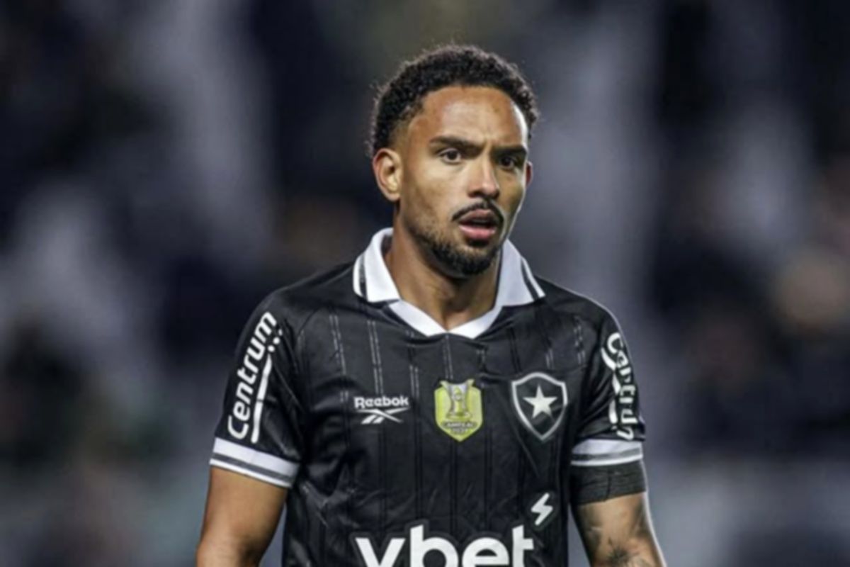 Lateral do Botafogo substitui Vanderson, cortado por lesão na panturrilha. Foto: Botafogo