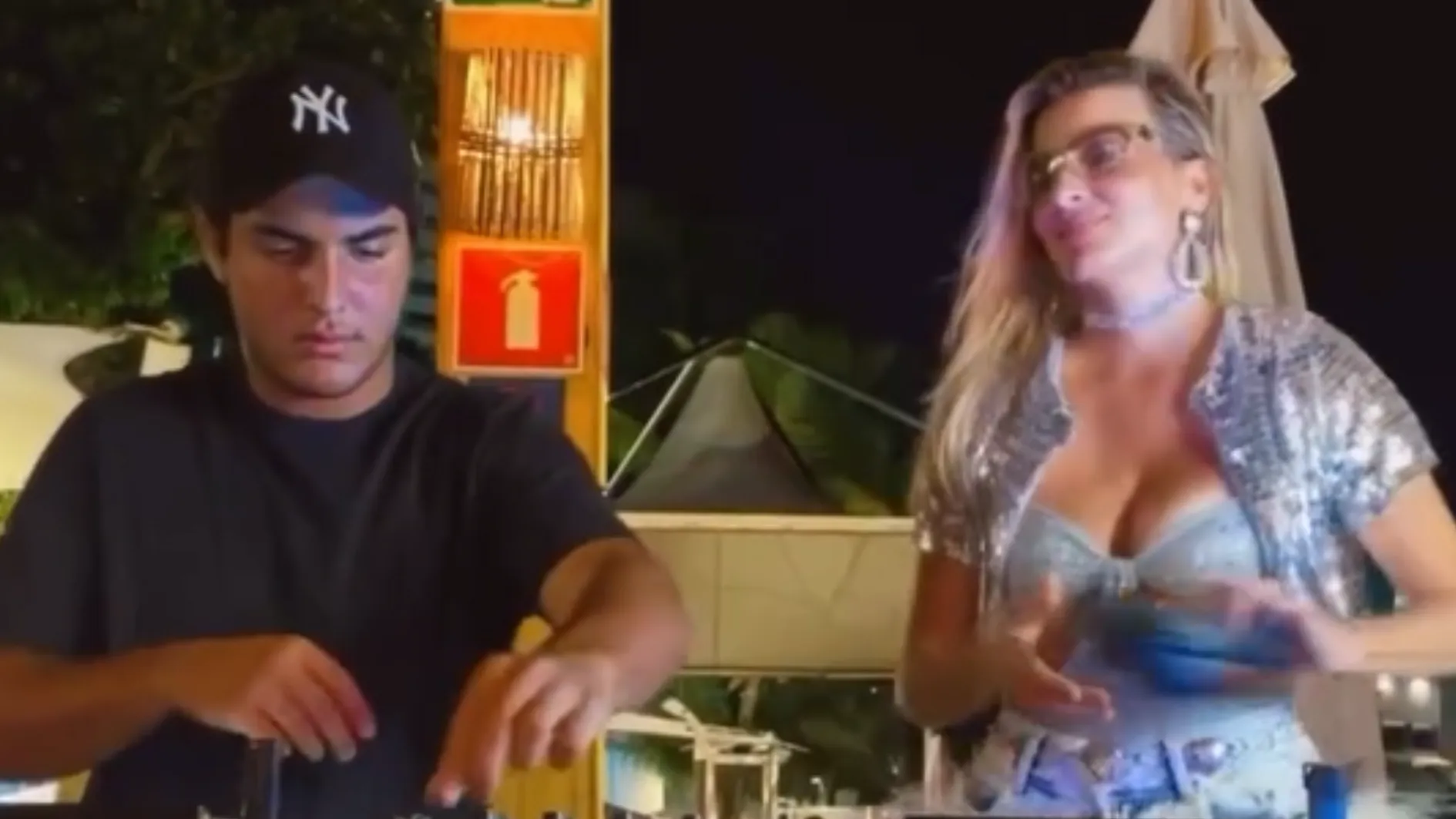 Marcelo Sangalo surpreende como DJ em evento na capital baiana