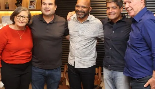 Prefeita de São Sebastião do Passé declara apoio a ACM Neto na disputa pelo governo