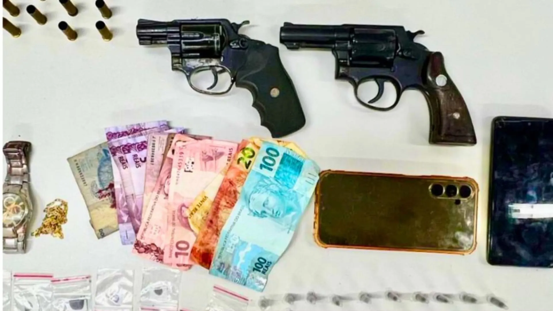 Dois suspeitos são mortos em confronto com policiais na Mata Escura, em Salvador