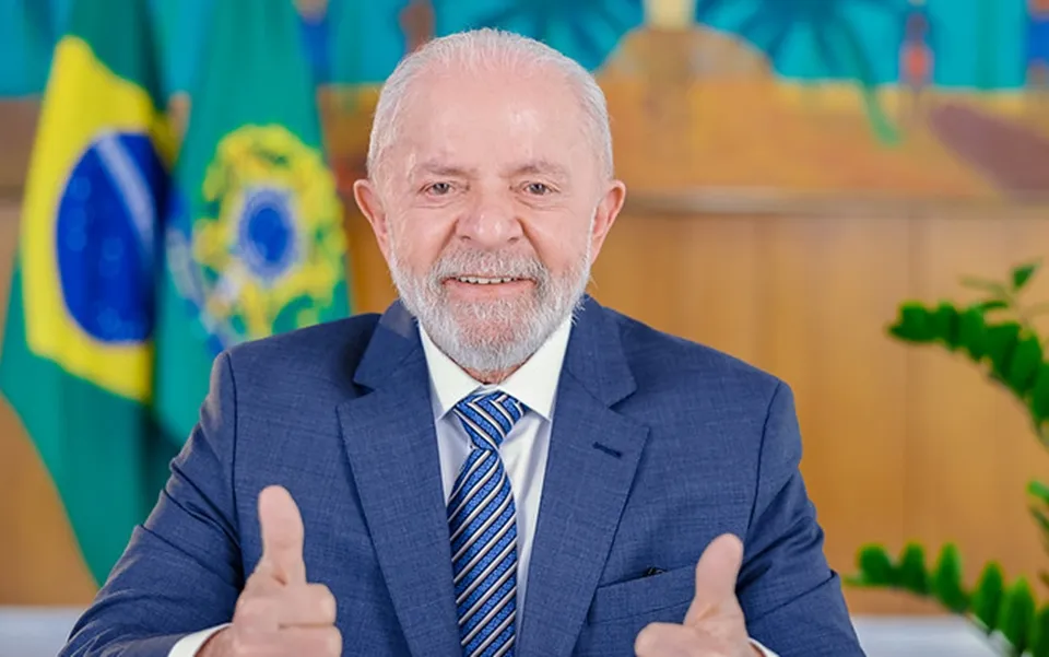 Lula realiza exames programados em Brasília e segue sem sintomas após acidente