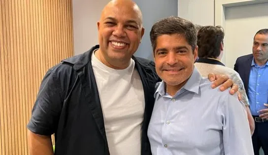 Conservador, cantor evangélico declara apoio a Neto: ‘Mais preparado para ser o nosso governador’