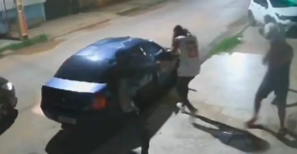 VÍDEO: motorista é executado após deixar passageiro em casa noturna em Barreiras