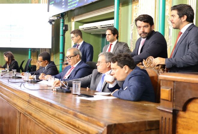 C&acirc;mara Aprova Dois Projetos Do Executivo Nesta Quarta Feira (11)